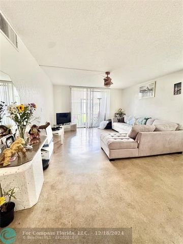 $309,000 | 7175 Orange Drive, Unit 118H | Davie