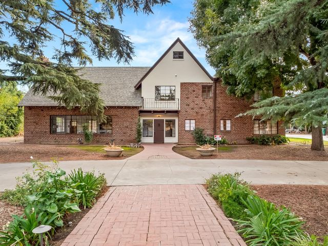 $1,200,000 | 5508 East Lane Avenue | Sunnyside