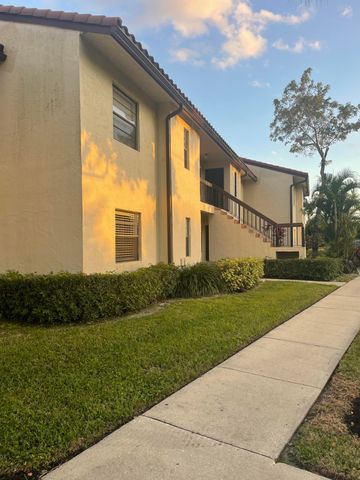 $225,000 | 21815 Arriba Real, Unit 12D | Boca Lago