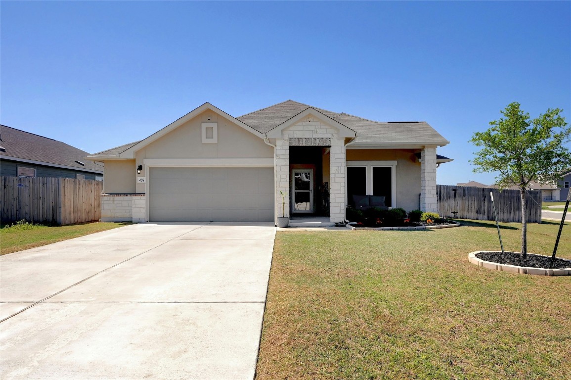 a view of outdoor space yard and front view of a house