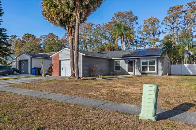 $495,000 | 5705 Carrollwood Meadows Drive | Carrollwood Lakes