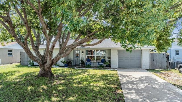 $289,999 | 5410 Palm Drive | The Heights