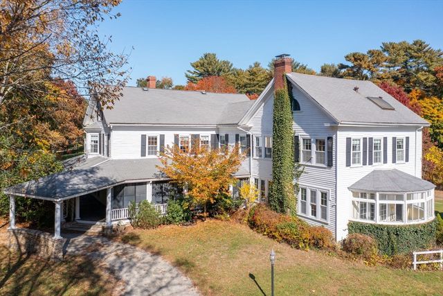 $1,250,000 | 710 Union Street | North Marshfield