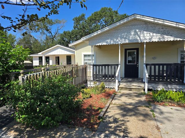 $420,000 | 600 Mason Street | Downtown Tomball