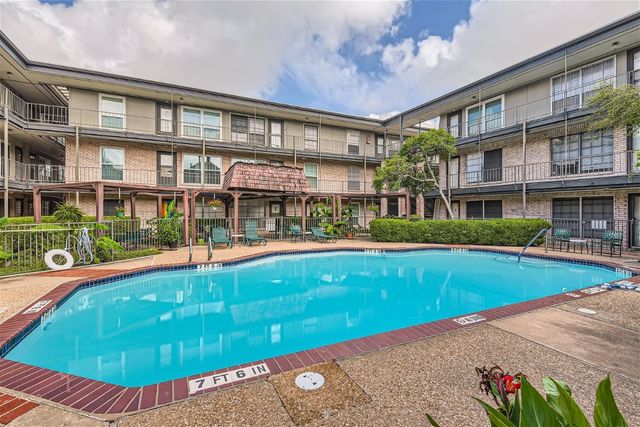 $1,200 | 2425 Ashdale Drive, Unit 10 | North Shoal Creek