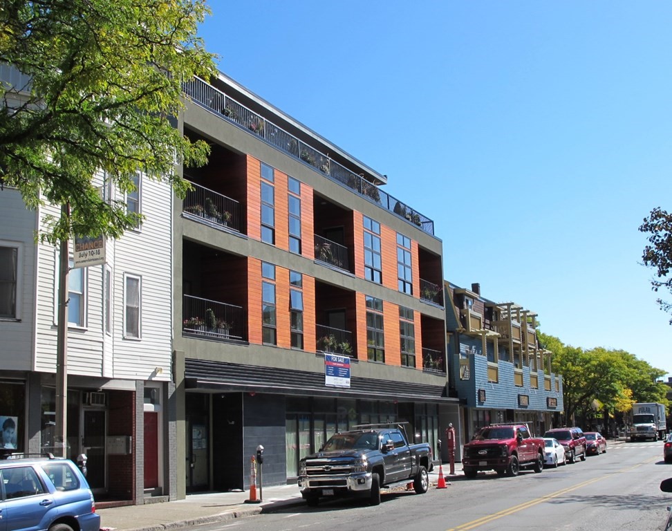 45 Russell Street, Unit 2 Somerville Massachusetts 02144 Condominiums for  Sale