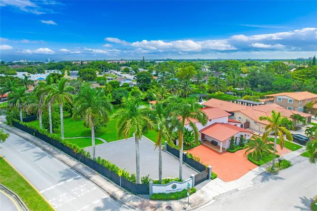 $1,949,995 | 1825 Southwest 125th Court | Tamiami