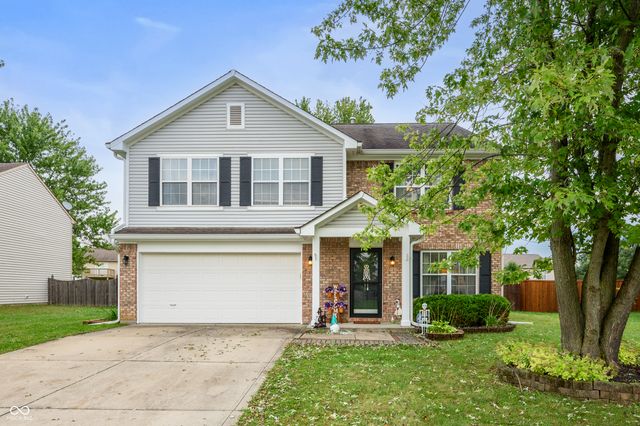 $359,900 | 1931 Oakbrooke Drive | Village Oaks