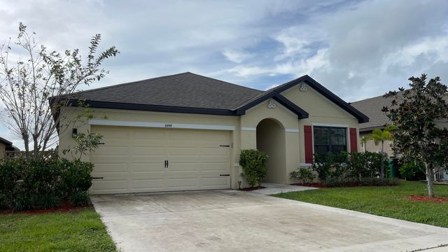 $2,400 | 6444 Northwest Castlebrook Avenue | St. Lucie North