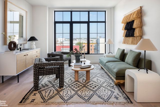 $950,000 | 173 McGuinness Boulevard, Unit 3D | Greenpoint