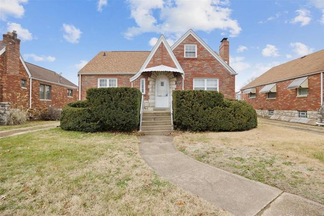 $180,000 | 713 Dallas Drive | Lemay