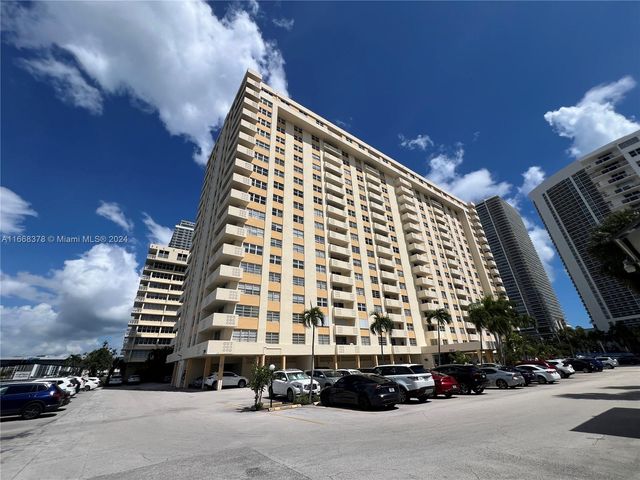 $2,550 | 1833 South Ocean Drive, Unit 1109 | Oceanside