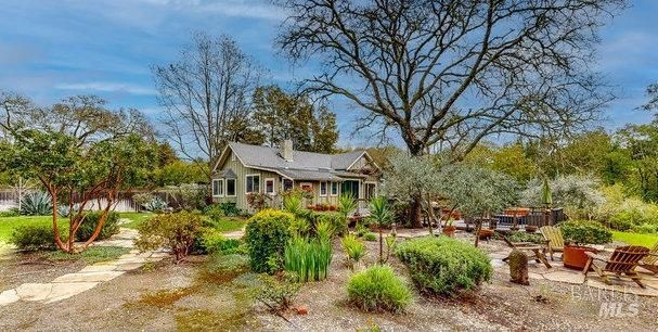 $1,699,000 | 8100 Sonoma Mountain Road | Santa Rosa Southeast