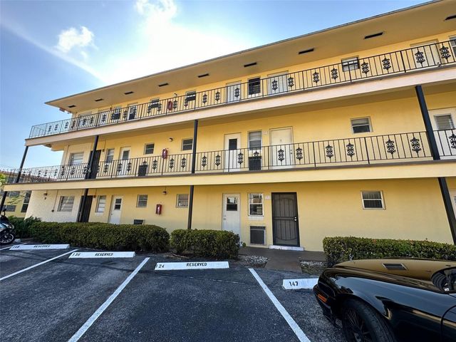 $250,000 | 20201 Northeast 29th Court, Unit D111 | Aventura