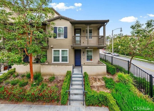 $760,000 | 916 North Acacia Court, Unit F | Azusa