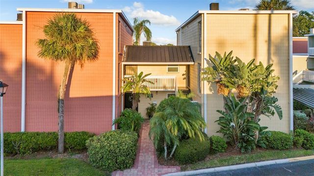 $2,100 | 2424 West Tampa Bay Boulevard, Unit B201 | Marina Club of Tampa