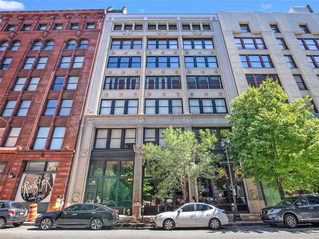 $1,400 | 1015 Washington Avenue, Unit 401 | Downtown St. Louis