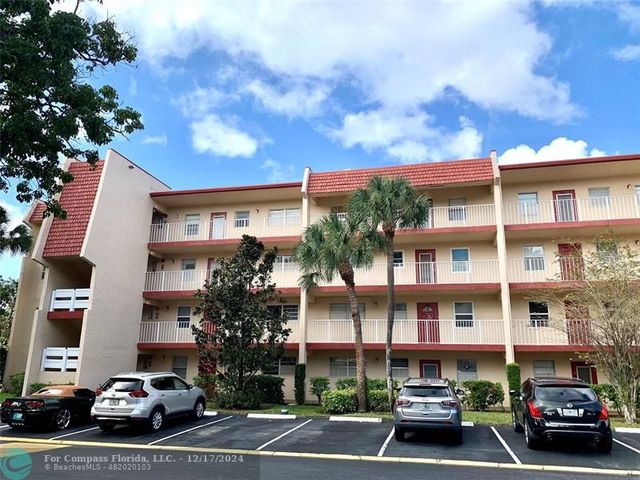 $189,900 | 1035 Country Club Drive, Unit 204 | Margate