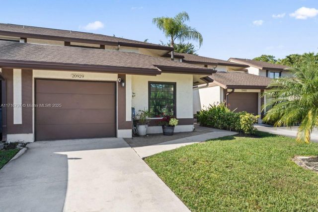 $540,000 | 20929 Boca Ridge Drive West | Boca Ridge Glen