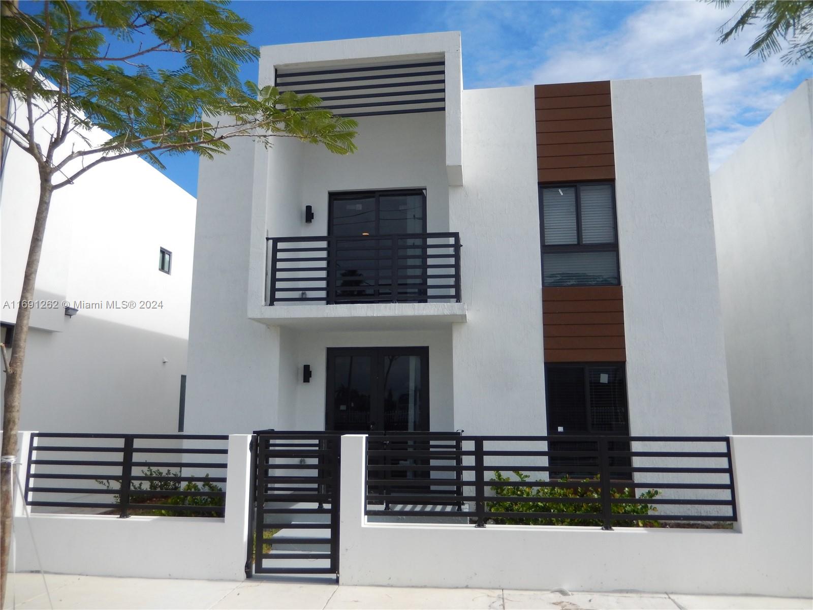 front view of a house with entryway