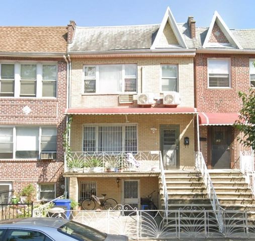 $1,580,000 | 129 Bay 40th Street | Gravesend