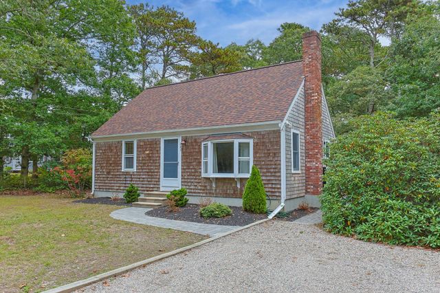 $575,000 | 243 Commons Way | South Brewster