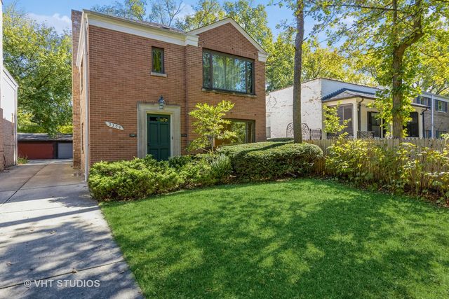 $585,000 | 2309 Brown Avenue | Evanston