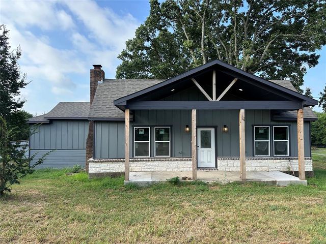 $335,900 | 1534 East Texas Street