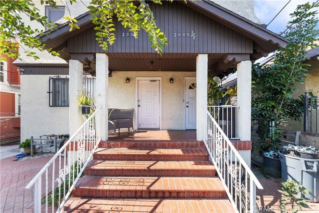 $1,800,000 | 2005 Magnolia Avenue | Pico Union