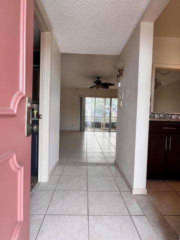 $89,900 | 715 Lori Drive, Unit 309 | Palm Springs Village