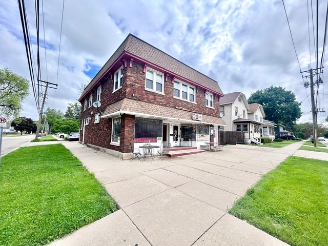 $479,000 | 365 West Illinois Avenue | Aurora