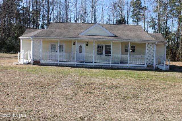 $200,000 | 664 Sam Potts Highway | Bogue Township - Columbus County