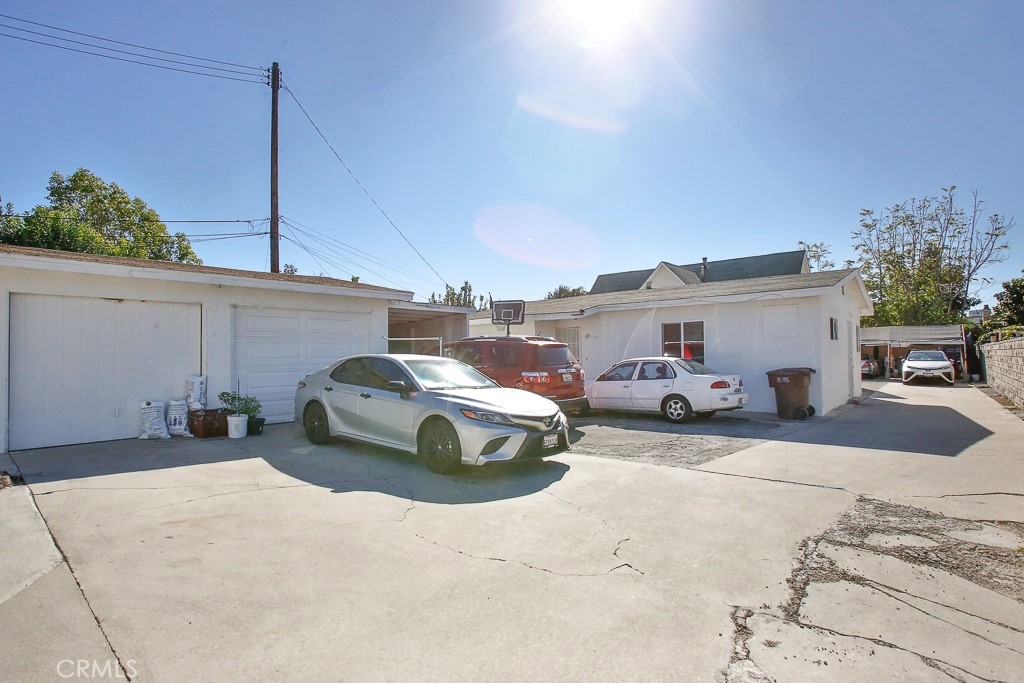 a car parked in front of a house