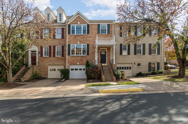 $3,700 | 2062 Pieris Court | Tysons Corner