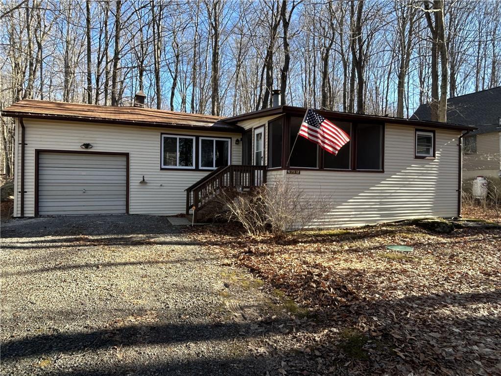 a front view of house with yard