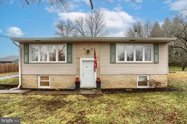 $260,000 | 162 North Fairville Avenue | Skyline View