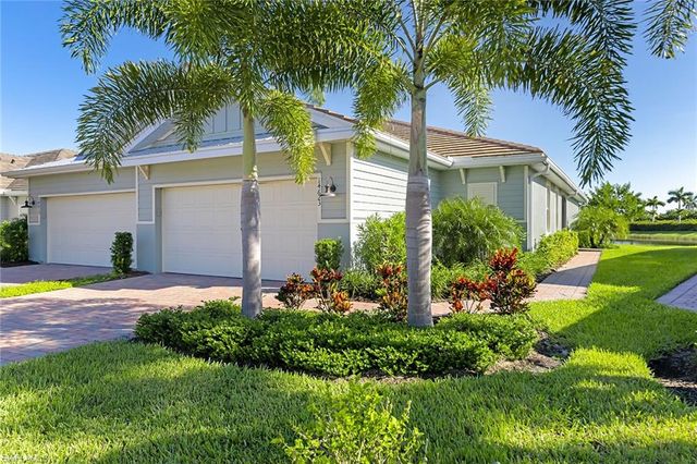 $527,000 | 14623 Edgewater Circle | Coral Harbor