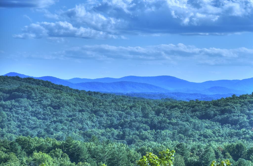 a view of an mountain