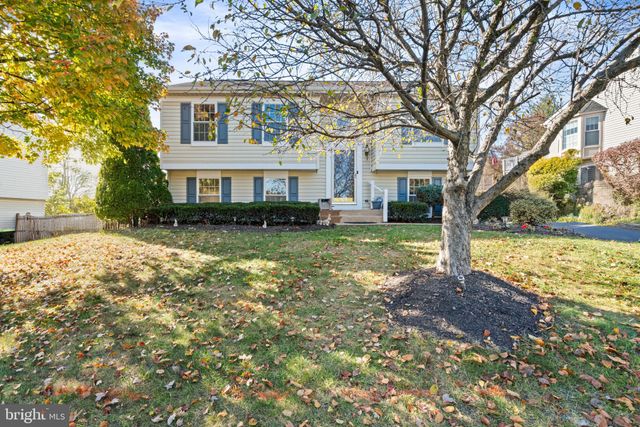 $685,000 | 42851 Churchill Downs Drive | Ashburn