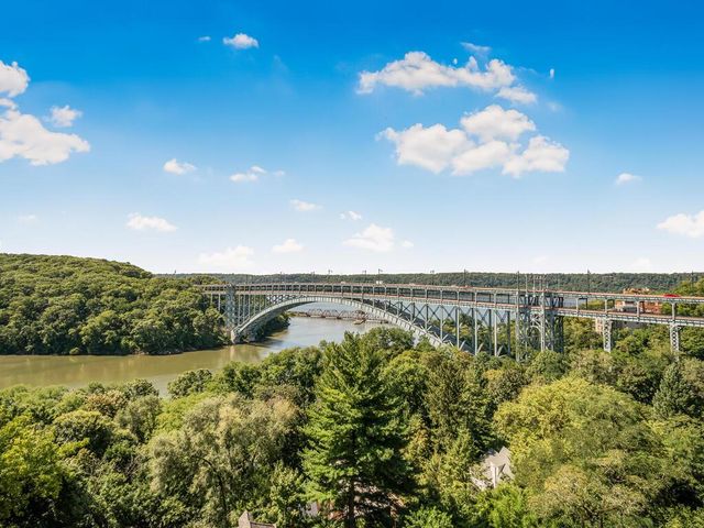 $650,000 | 2287 Johnson Avenue, Unit 10A | Spuyten Duyvil