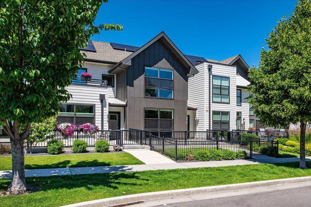 $735,000 | 2414 West Summit Parkway | Kendall Yards