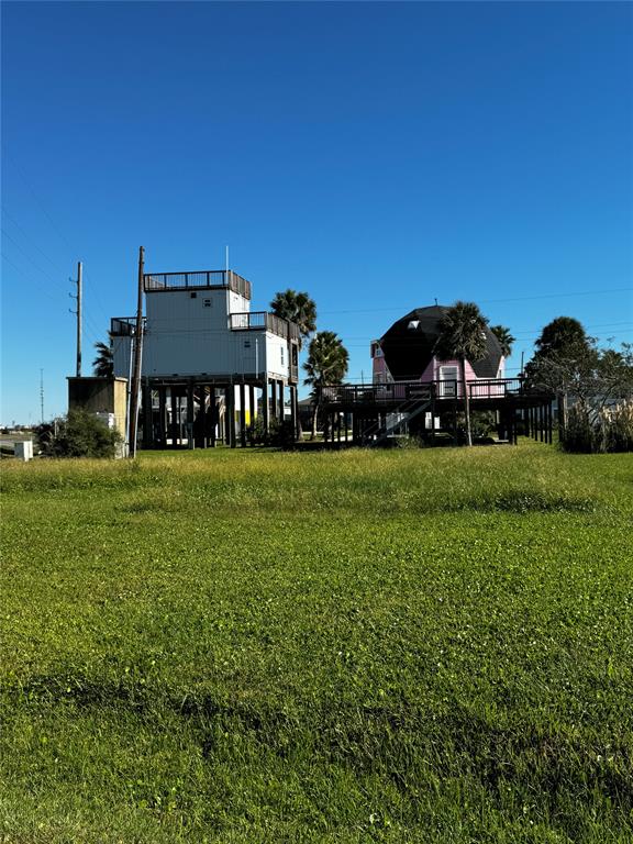 Corner lot on Oleander in Palm Beach