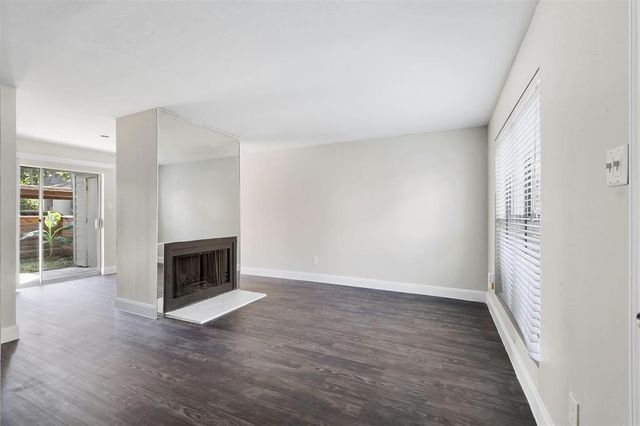 $1,360 | 1000 Cypress Station Drive, Unit 1402