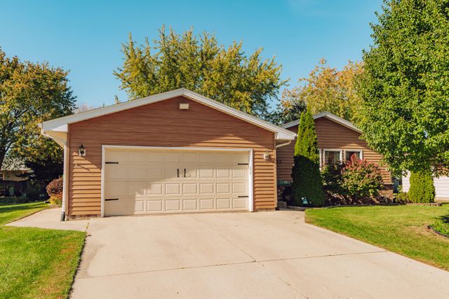 $389,900 | 4750 Conlaine Drive | Caledonia