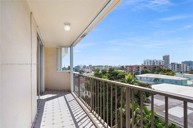 $419,000 | 7921 Byron Avenue, Unit 507 | North Beach