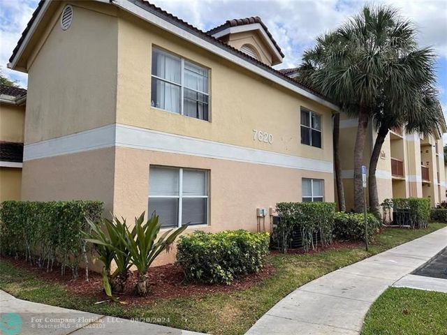 $295,000 | 7620 Westwood Drive, Unit 202 | Westwood