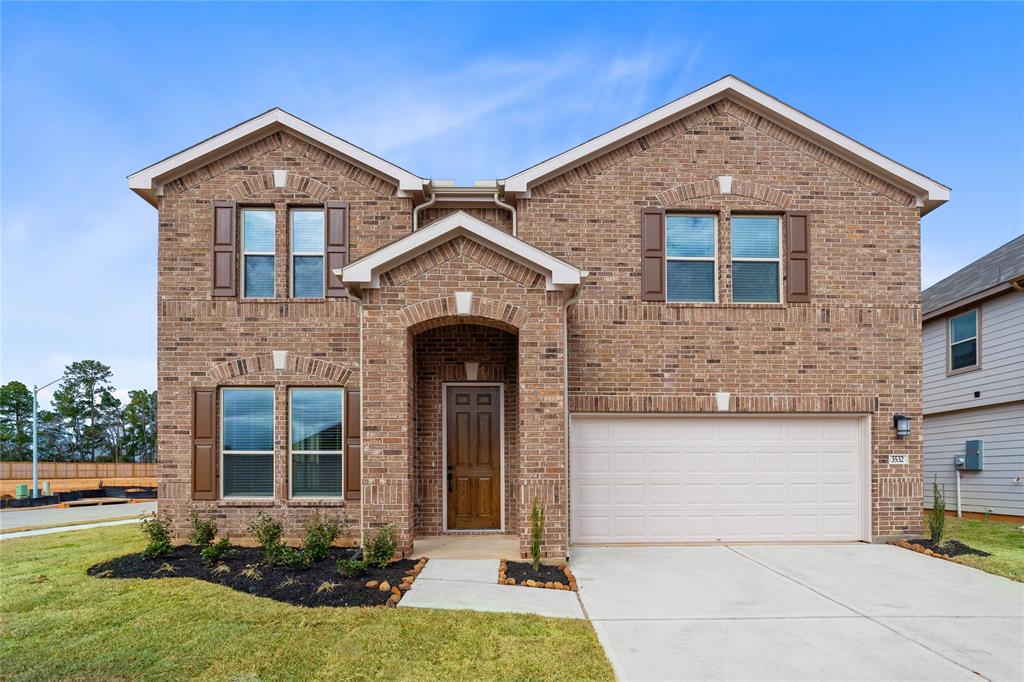 Welcome home to 3532 Sage Green Trail located in Sagecrest Preserve and zoned to Willis ISD!