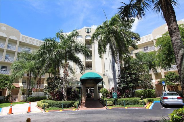 $545,000 | 10750 Northwest 66th Street, Unit 110 | Doral Isles