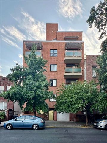 $688,000 | 1520 West 10th Street, Unit 5B | Bensonhurst