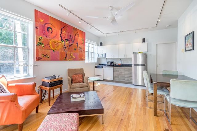 $395,000 | 1127 Euclid Avenue, Unit 106 | Flamingo-Lummus